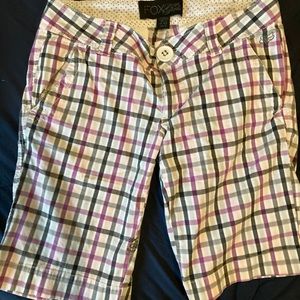 Fox brand outfit size small shirt and size 3 shorts
